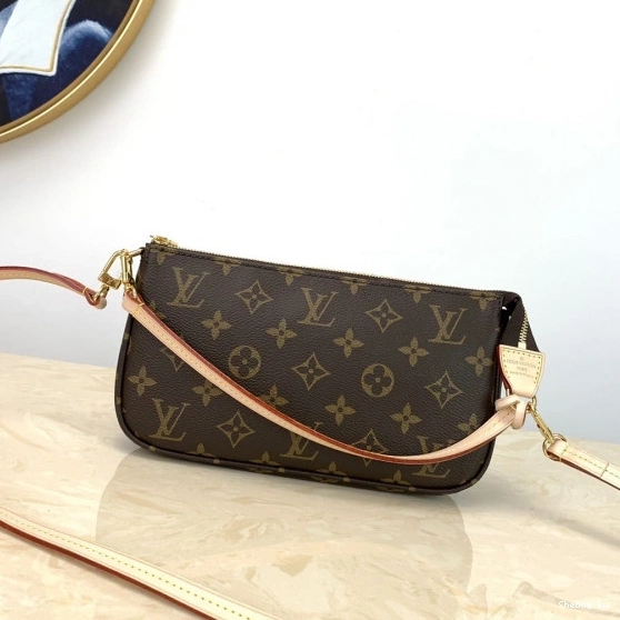Louis Vuitton ACCESSOIRES POCHETTE 0801